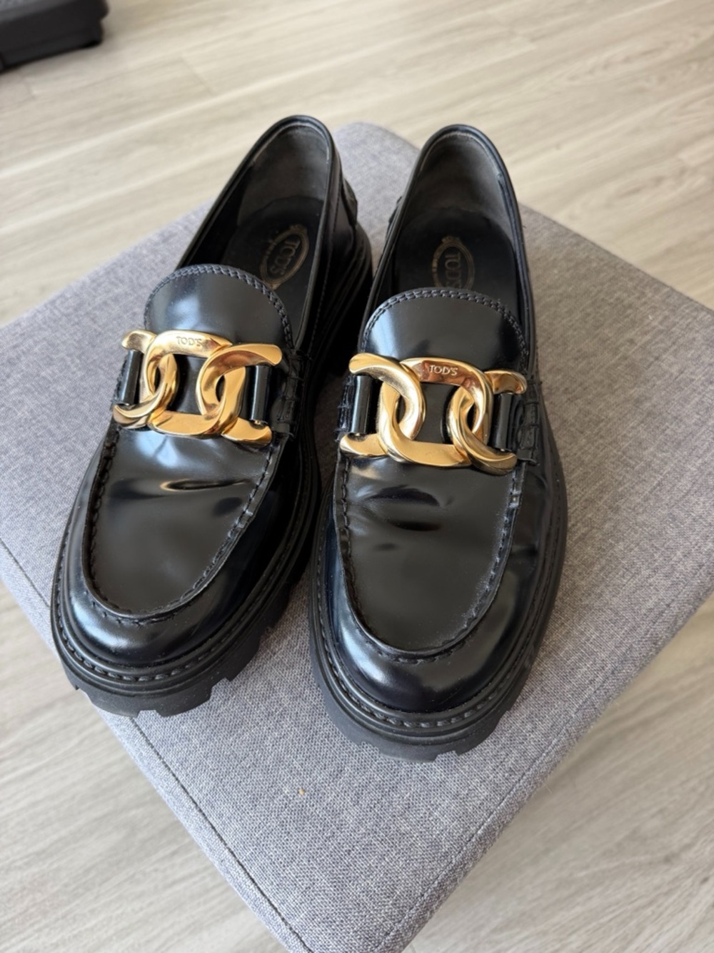 Tod's Black Patent Leather Loafers with Gold Chain
